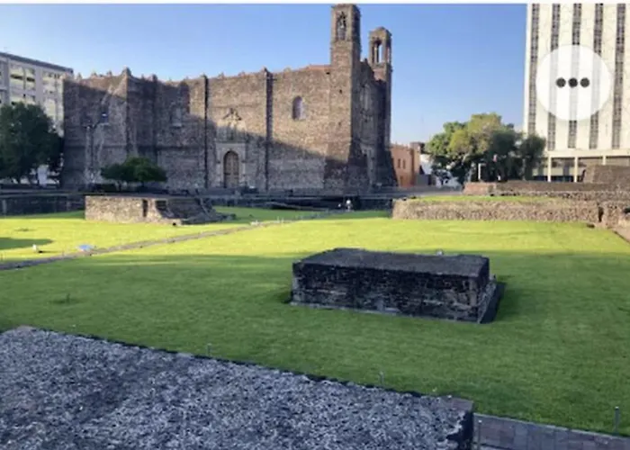 Habitacion Economica Y Pequena Con Bano Privado Cerca Del Centro Historico