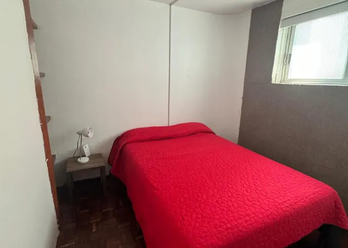 Habitacion Economica Y Pequena Con Bano Privado Cerca Del Centro Historico